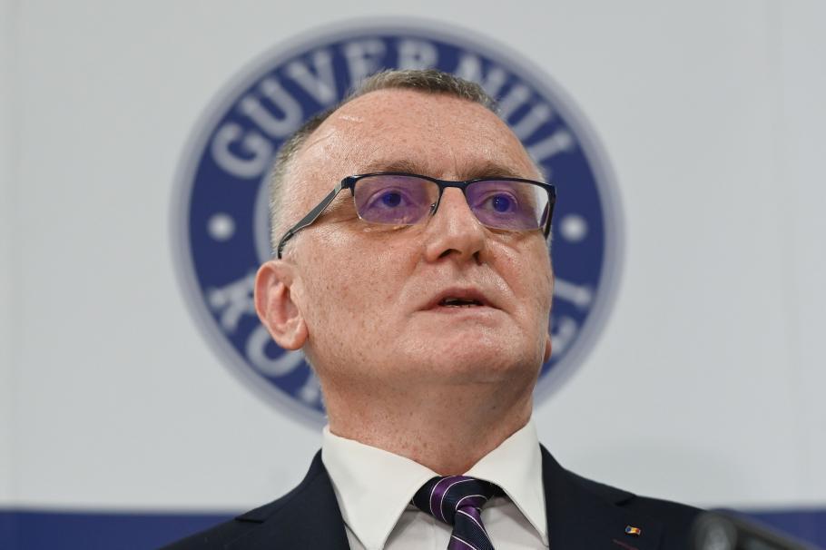 Sorin Cîmpeanu, acuzat de plagiat Sorin Cîmpeanu, acuzat de plagiat