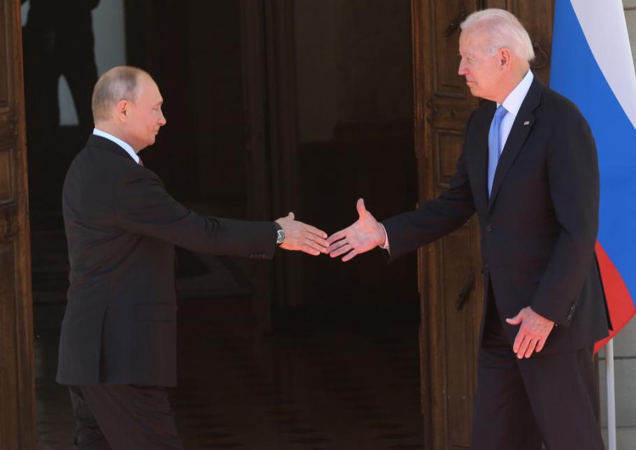 Rusia cere SUA să dezvăluie dacă au atacat gazoductele ruseşti din Marea Baltică: "Biden e obligat să răspundă" Rusia cere SUA să dezvăluie dacă au atacat gazoductele ruseşti din Marea Baltică: "Biden e obligat să răspundă"