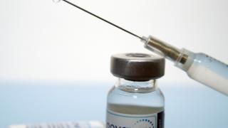 Vaccinul Novavax anti-COVID, autorizat în Elveția pentru adolescenții de 12-17 ani. Pentru adulți, poate fi folosit ca doza booster