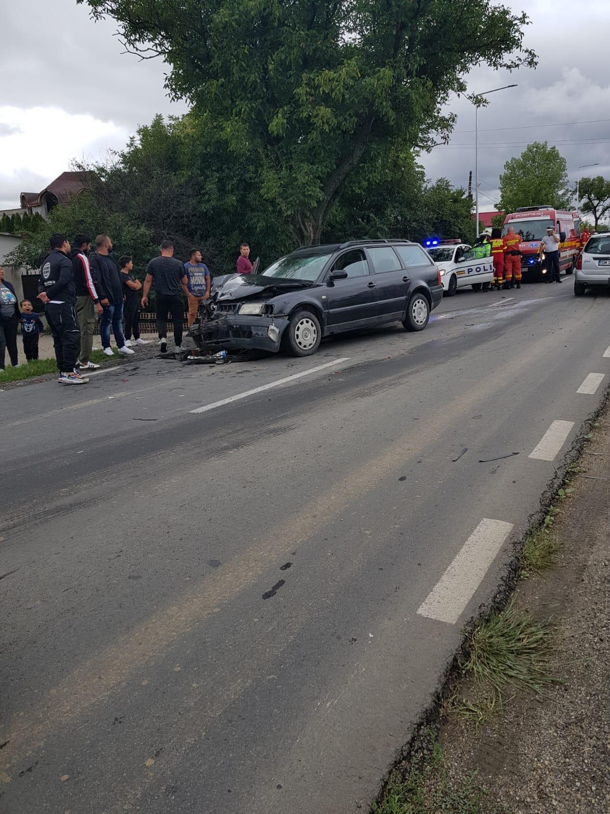 Accident între două maşini, pe un drum din Satu Mare
