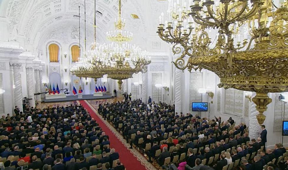 LIVE VIDEO Vladimir Putin semnează tratatele de anexare la Kremlin. Cât teritoriu ucrainean anexează Rusia de fapt
