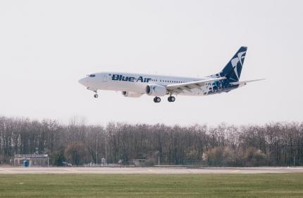 Blue Air suspendă zborurile din România. Acuză Ministerul Mediului că a blocat toate conturile companiei