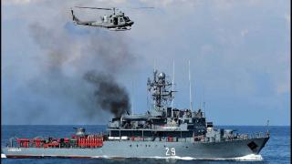Marina militară, explicaţii după ce o navă a fost lovită de o mină de război: Furtuna şi marea agitată au dus la producerea exploziei