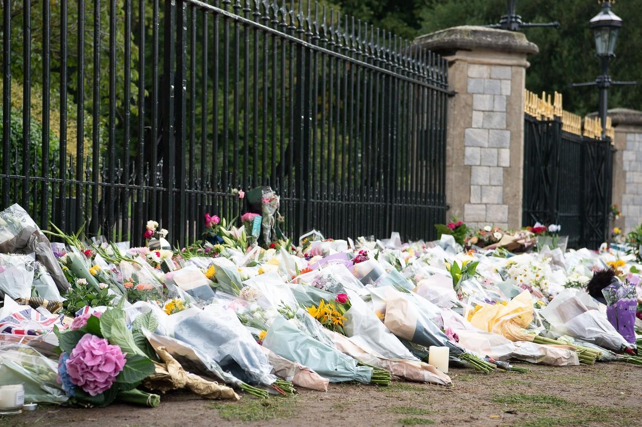 Moartea Reginei Elisabeta a II-a, în marile metropole