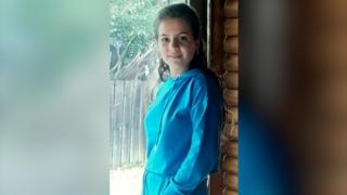 Fata de 14 ani, dată dispărută în Paltin, a fost găsită. Ar fi fugit de acasă să scape de bătăile încasate de la părinţi