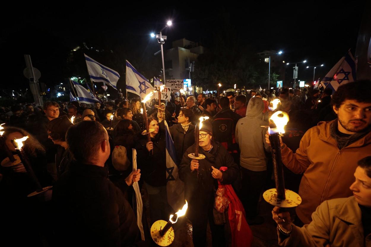 Proteste de amploare la Tel Aviv. Peste 80.000 de oameni au ieșit în stradă, nemulțumiți de planurile Guvernului de a revizui sistemul judiciar