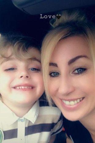 A murit cu trei săptămâni înaintea fiicei, după ce nu a putut suporta gândul că tânăra va muri de cancer