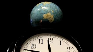 "Ceasul Apocalipsei" va fi setat azi. În ultimii doi ani, omenirea a fost cel mai aproape de "miezul nopţii"