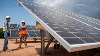 Ministerul Mediului alocă 3 miliarde de lei pentru panourile solare. Câte gospodării din România pot beneficia de acest program