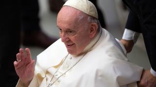 Papa Francisc va oficia înmormântarea predecesorului său, Benedict al XVI-lea. Mai mulţi şefi de stat şi de guvern, prezenţi la ceremonie