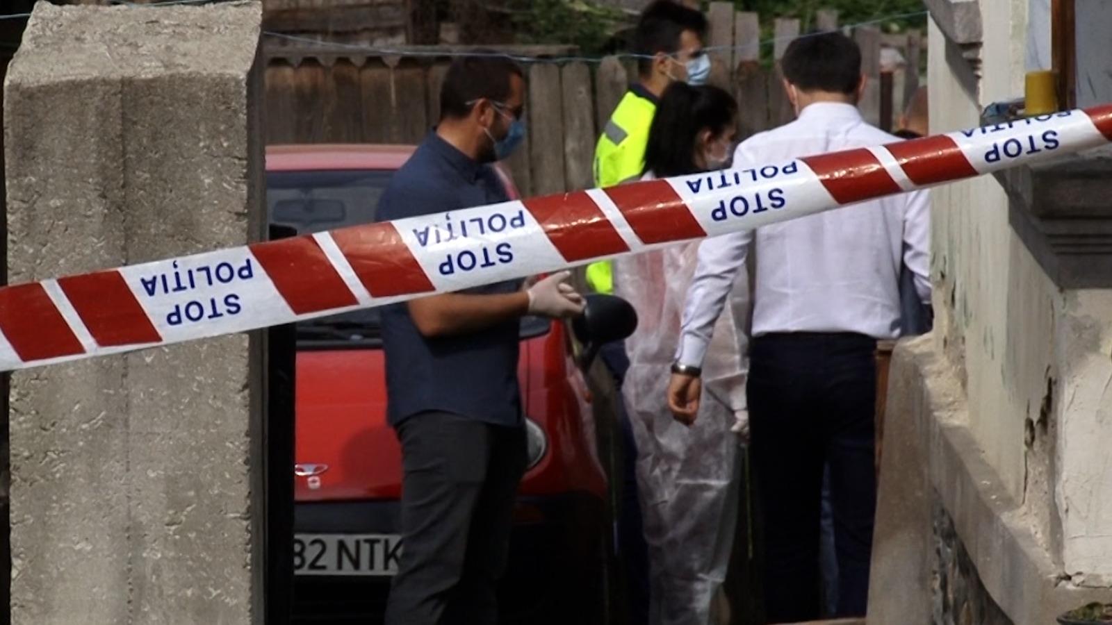 "I-o dat în cap la tată-su". Bărbat, ucis de fiul său cu o rangă, la 2 zile după cununia fiicei, în Bistriţa. Tânărul a mers apoi în vecini să ceară lumânări