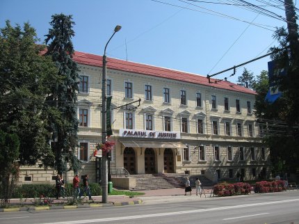 Palatul de Justiție din Suceava, sediul Curții de Apel, al Tribunalului și Judecătoriei Suceava