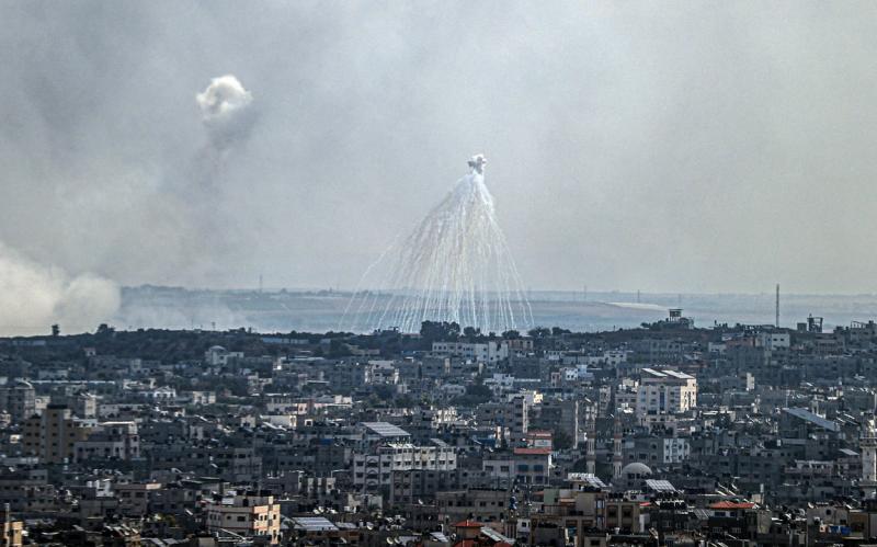 Israelul, acuzat că a atacat cu fosfor alb în Gaza şi Liban. Imaginile cu arma care arde carnea până la oase. Reacţia armatei Israelul, acuzat că a atacat cu fosfor alb în Gaza şi Liban. Imaginile cu arma care arde carnea până la oase. Reacţia armatei