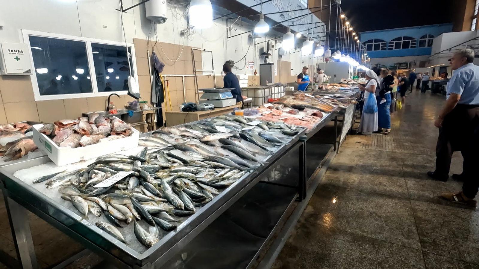 Cât de proaspăt este peştele cumpărat din piaţă sau din supermarket. Rezultatele neaşteptate ale testelor: "Poate pune în pericol viaţa"