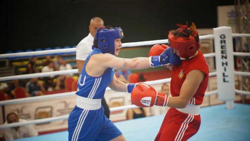 Aur pentru România la Campionatele Balcanice de box. Eugenia Anghel a învins-o la puncte pe ucraineanca Ina Suprunenko