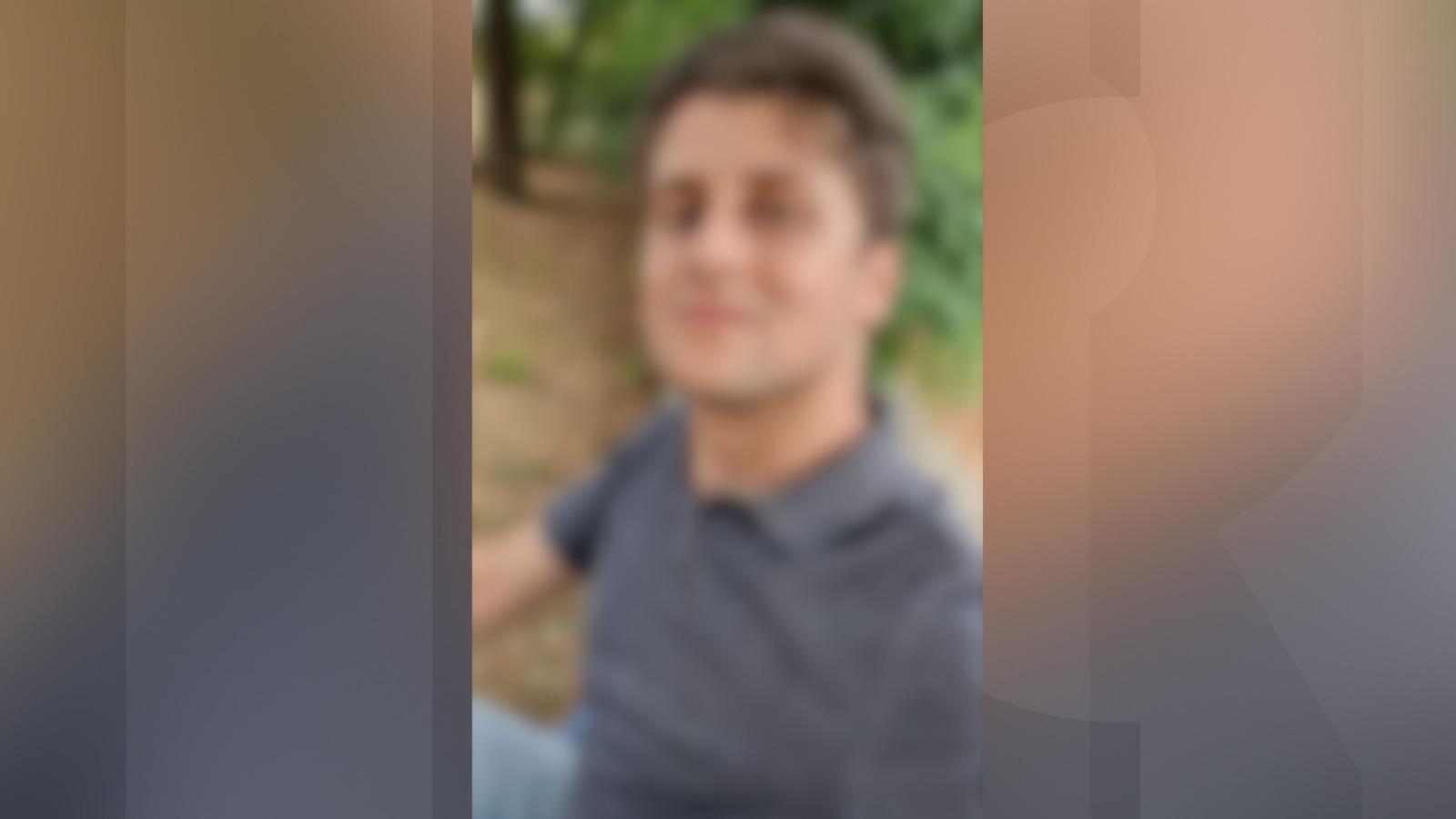 Profesorul care i-a cerut unei eleve de 11 ani să se întâlnească, cercetat pentru racolarea unui minor în scopuri sexuale. Tânărul nu a fost reţinut