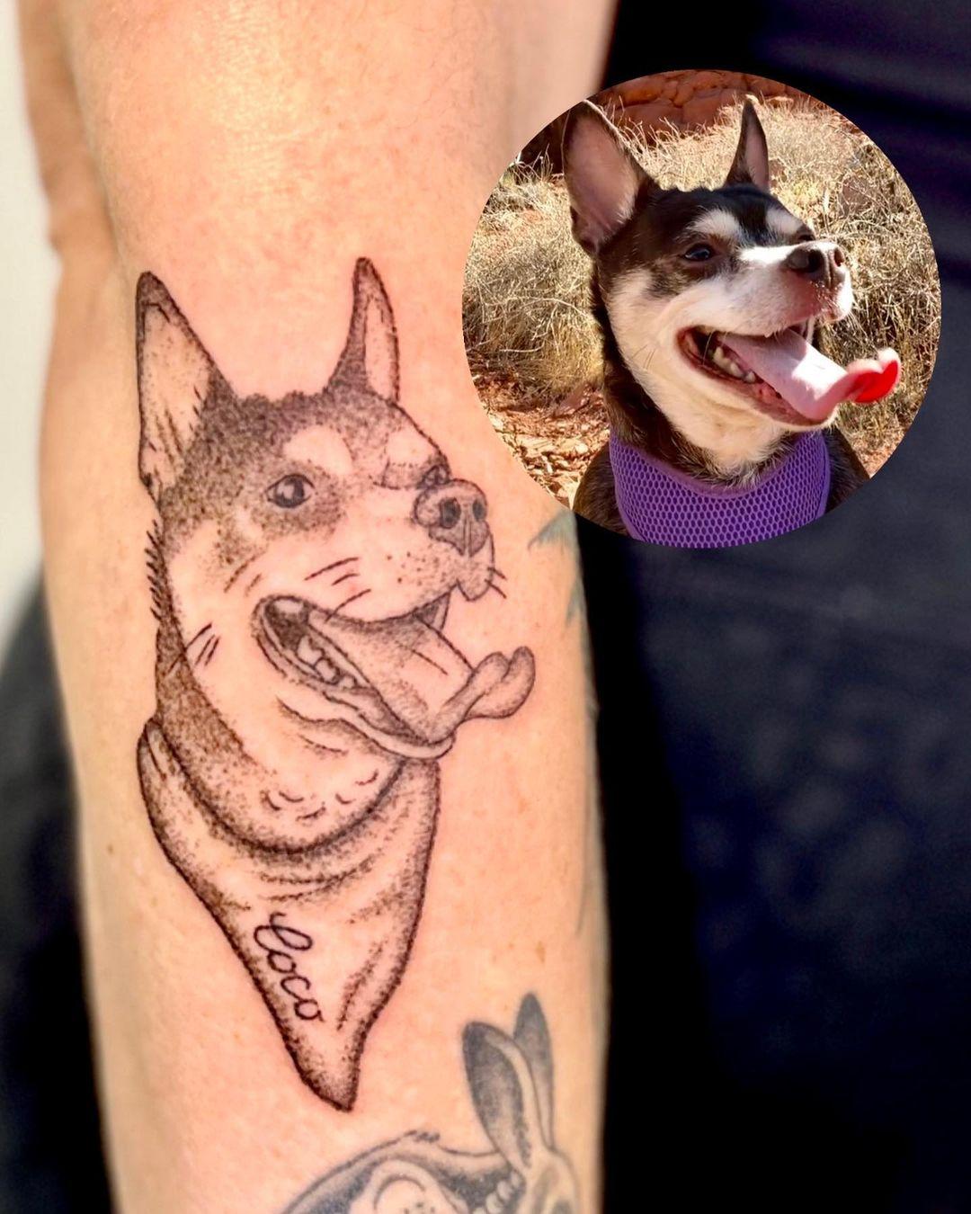 "Va face parte din mine pentru totdeauna". Un salon din LA pune cenuşa celor dragi sub pielea clienţilor îndoliaţi, pentru a-i reuni veşnic