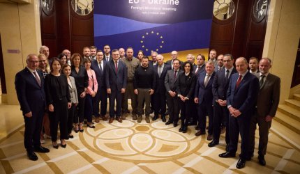 Reuniune istorică a miniştrilor de Externe la Kiev. Ucraina vrea să înceapă negocierile de aderare la UE în acest an