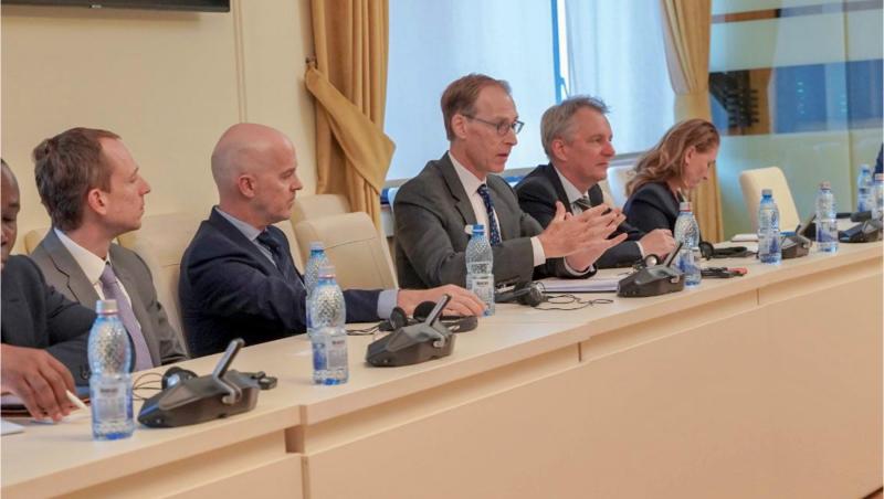 FMI ceartă Guvernul: Prea puţini muncesc şi plătesc taxe, creşterea economică e mică, iar noile măsuri fiscale nu sunt eficiente