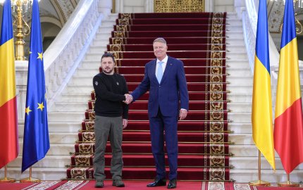 "Există veşti importante din România". De ce îi este Zelenski recunoscător preşedintelui Iohannis: Trebuie să restabilim libertatea în toată Ucraina