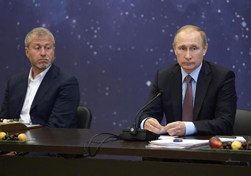 Afacerea secretă de 40 de milioane de dolari care îi leagă pe Putin şi Abramovici. Care este averea preşedintelui rus şi cum o ascunde Afacerea secretă de 40 de milioane de dolari care îi leagă pe Putin şi Abramovici. Care este averea preşedintelui rus şi cum o ascunde