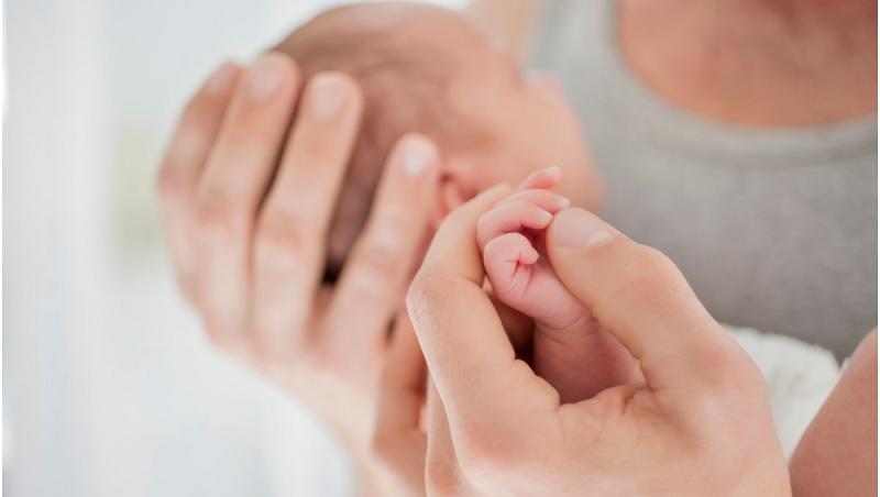 Într-un sătuc din Italia s-a născut primul copil din ultimii 30 de ani. Micuțul Axel este acum cel de-al 26-lea locuitor din Tizzola