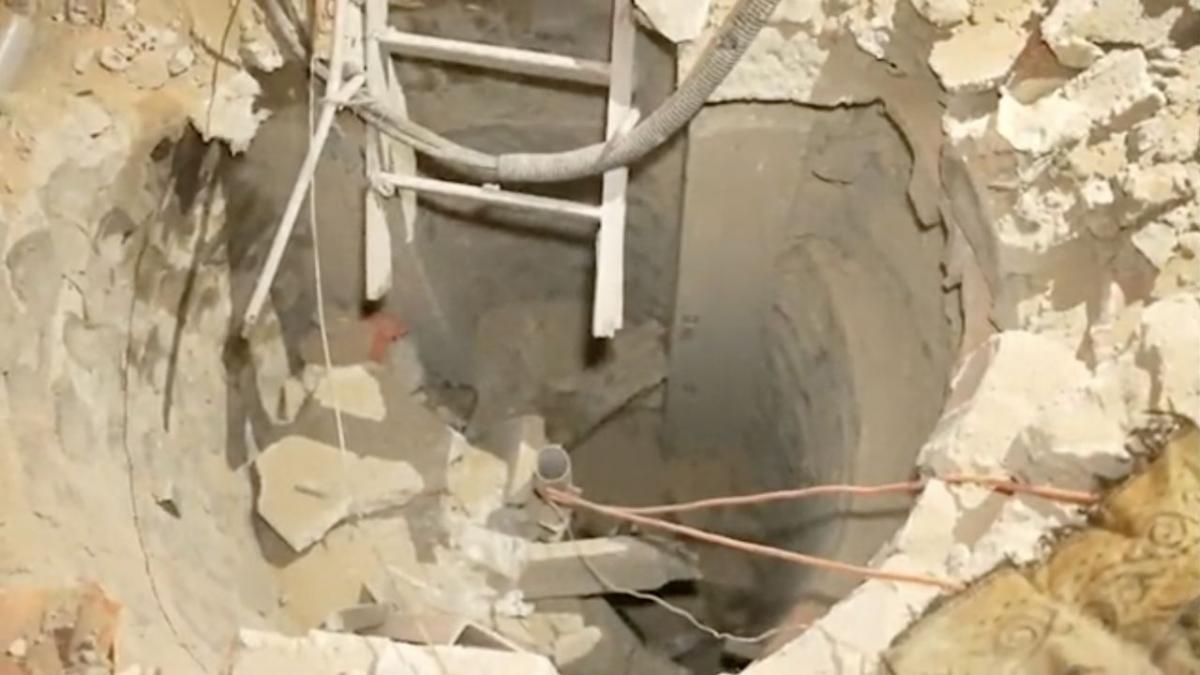 Analiză. Ce a descoperit CNN în vizita la puțul de tunel de lângă Spitalul Al-Shifa Analiză. Ce a descoperit CNN în vizita la puțul de tunel de lângă Spitalul Al-Shifa