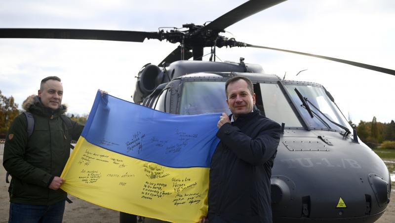"Cadou pentru Putin". Donaţii pentru a cumpăra armatei ucrainene un elicopter Black Hawk de 4 milioane de dolari
