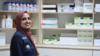 "Nu am cuvinte pentru a descrie durerea". O angajată OMS și familia ei, uciși într-un bombardament din Gaza. Printre victime, și bebelușul ei de 6 luni