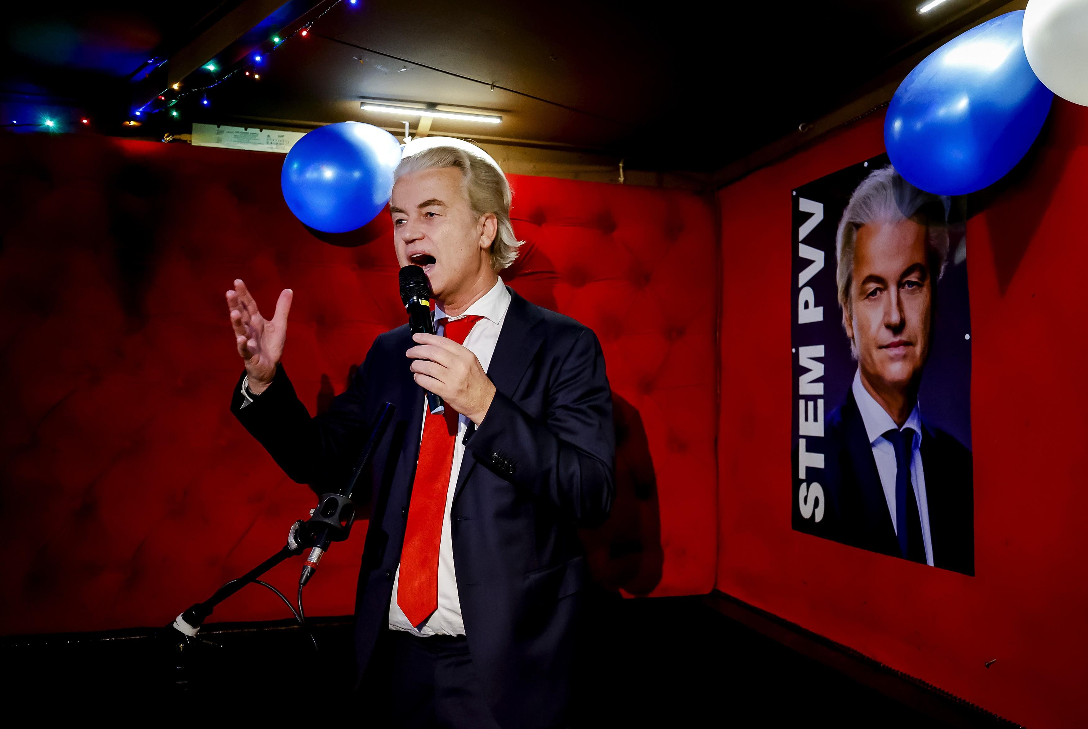 Partidul de extremă dreaptă al lui Geert Wilders, antieuropean şi antimigraţie, a câştigat alegerile în Olanda. Va trimite o undă de șoc în toată Europa