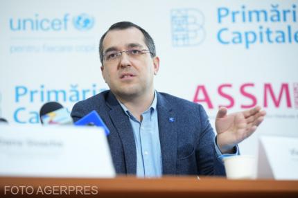 Vlad Voiculescu: Deciziile privind achiziția de vaccinuri au fost luate exclusiv de premierul de la acea vreme