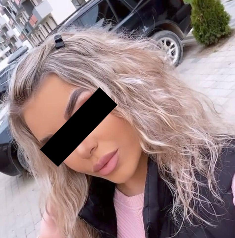 Dana, o tânără de 22 de ani, a murit în urma unui accident teribil pe Autostrada A1, în zona Sălişte. Impactul a avut loc între 2 maşini