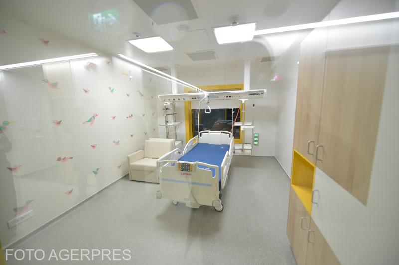Spitalul pentru copiii bolnavi de cancer construit din donaţii şi sponsorizări a fost inaugurat în Bucureşti