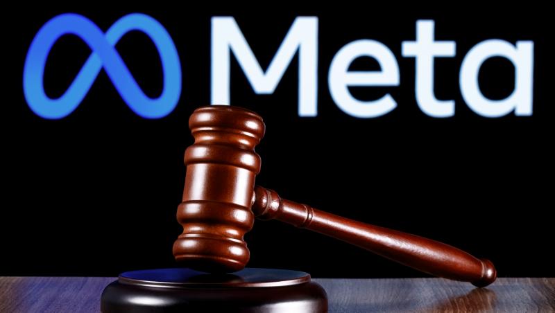 Rușii l-au inclus pe lista de persoane căutate pe Andy Stone, purtător de cuvânt al Meta. Moscova nu a anunțat încă pentru ce îl anchetează