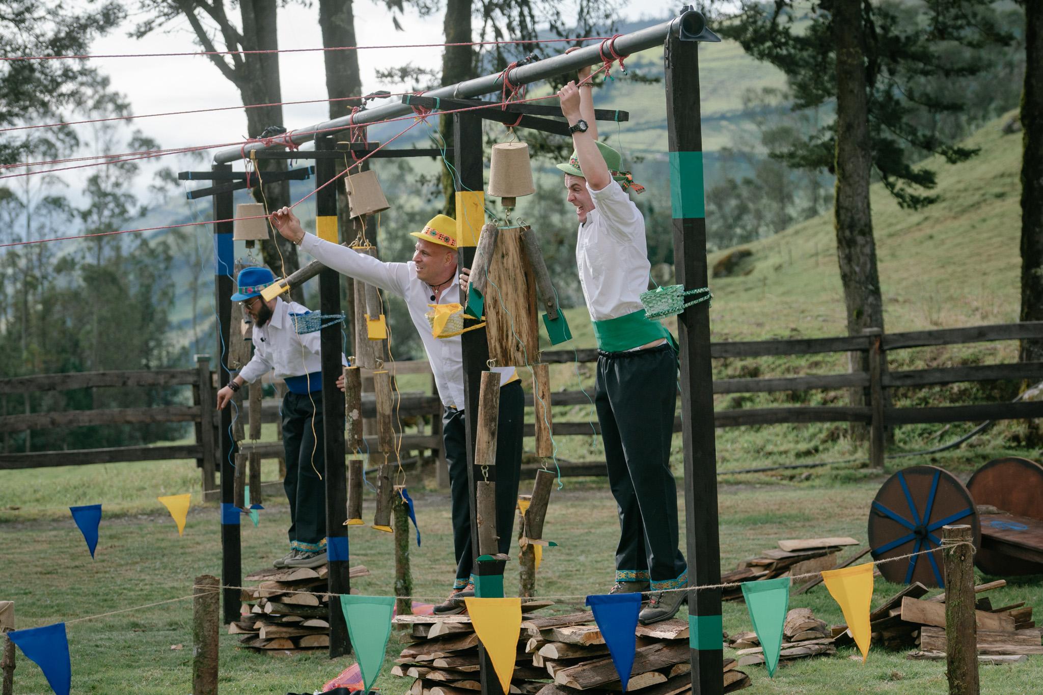 Giulia și Vlad Huidu au câștigat jocul de amuletă și Joker în ediția de ieri America Express. Diseară, Irina va acorda imunitatea mare a etapei a șasea