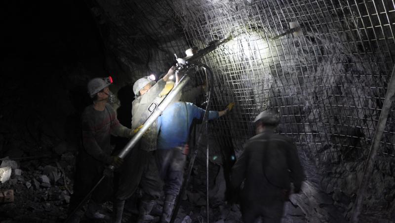 Accident tragic, cu cel puţin 11 morţi, într-o mină de cărbune din China. Cauza, o posibilă explozie în subteran