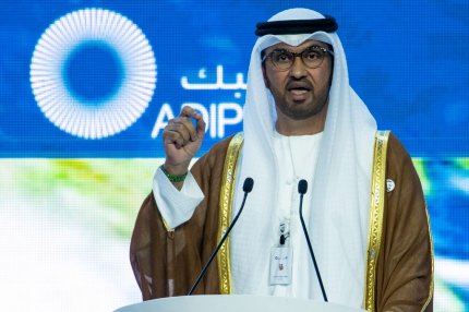 Sultanul Ahmed Al Jaber, preşedintele COP28, a fost acuzat că va încheia afaceri cu petrol şi gaze chiar la summitul ONU pentru schimbările climatice