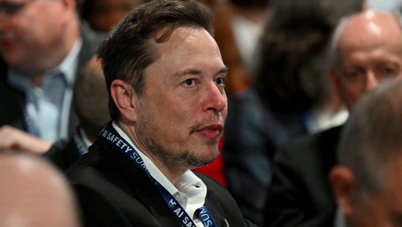 Elon Musk i-a înjurat pe giganții care şi-au retras reclamele de pe X din cauza postărilor antisemite: "Să mă șantajeze cu bani? Să se ducă dracului"