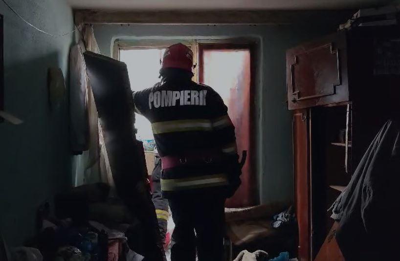Explozie într-o garsonieră din Galaţi
