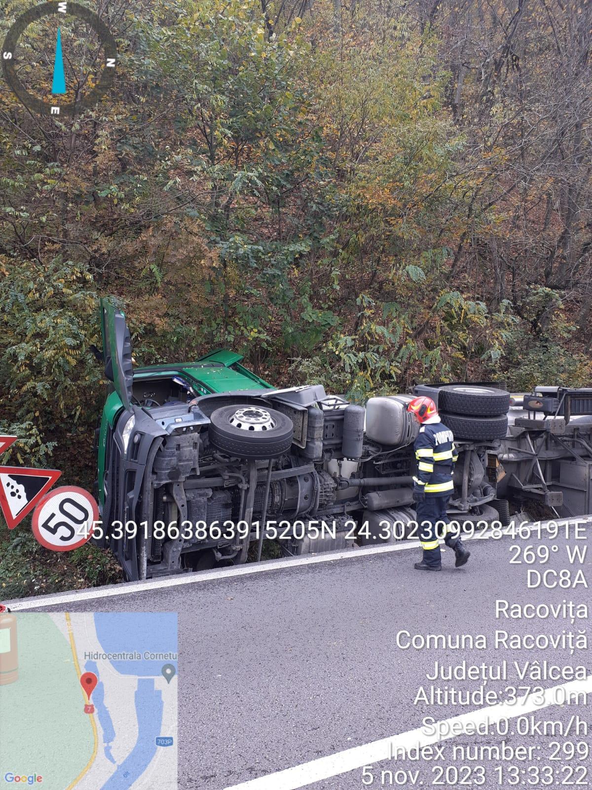 Accident cu două TIR-uri, pe Valea Oltului
