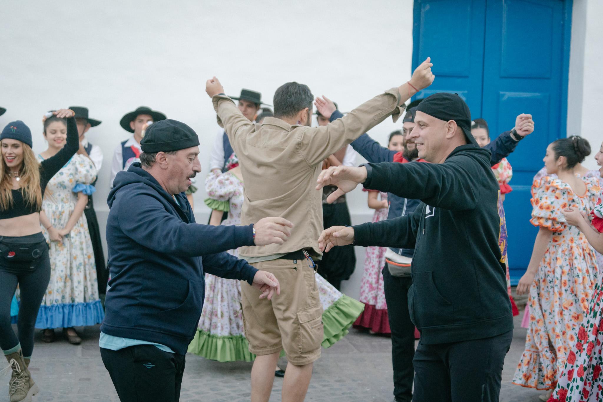 Diseară, la America Express, în prima etapă din Argentina, se schimbă echipele!