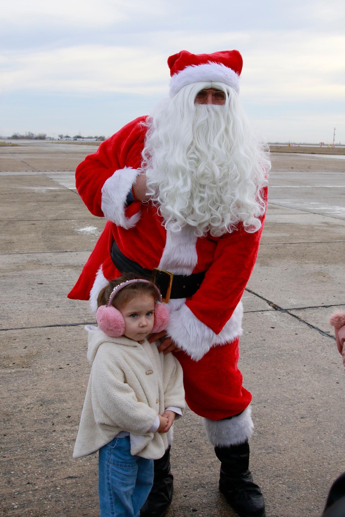 Moș Crăciun la Baza 57 Aeriană Mihail Kogălniceanu