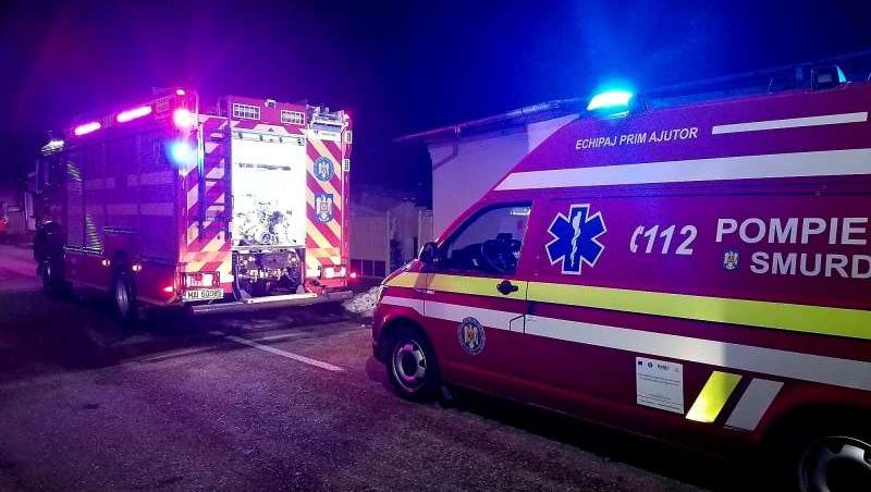 Explozie în Giurgiu. O casă a sărit în aer, deşi nu era racordată la reţeaua de gaze. Trei persoane, cu arsuri grave