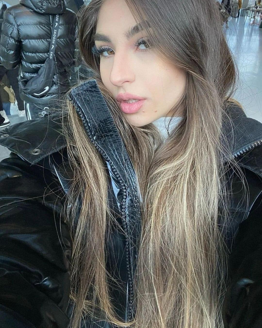 Trapperul Yakki, reţinut după ce ar fi bătut-o pe iubita sa, Anne Bagu