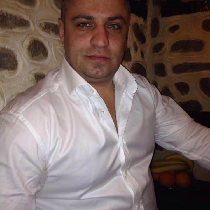 Incendiu la Ferma Dacilor. Printre morţi, un cunoscut bodyguard, prieten al patronului, care a ars de viu încercând să-şi salveze copiii şi soţia