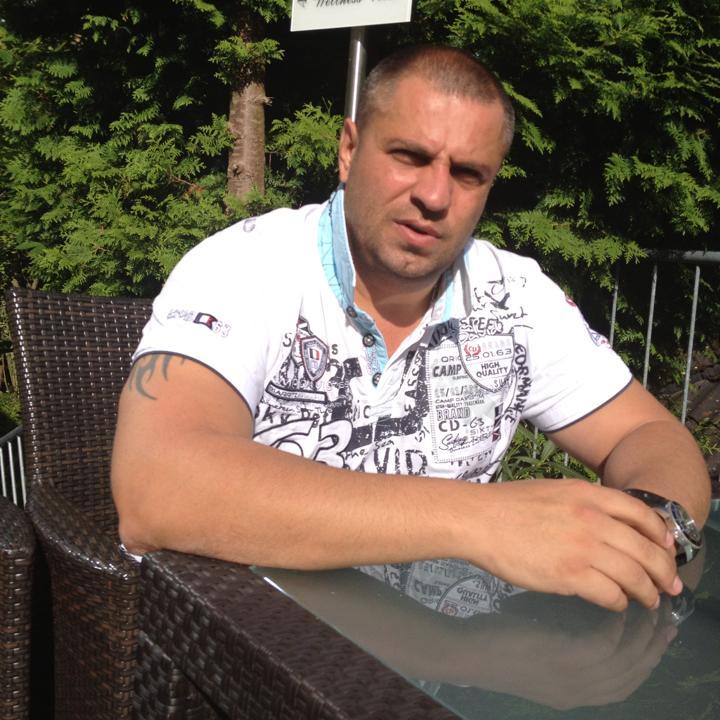 Incendiu la Ferma Dacilor. Printre morţi, un cunoscut bodyguard, prieten al patronului, care a ars de viu încercând să-şi salveze copiii şi soţia