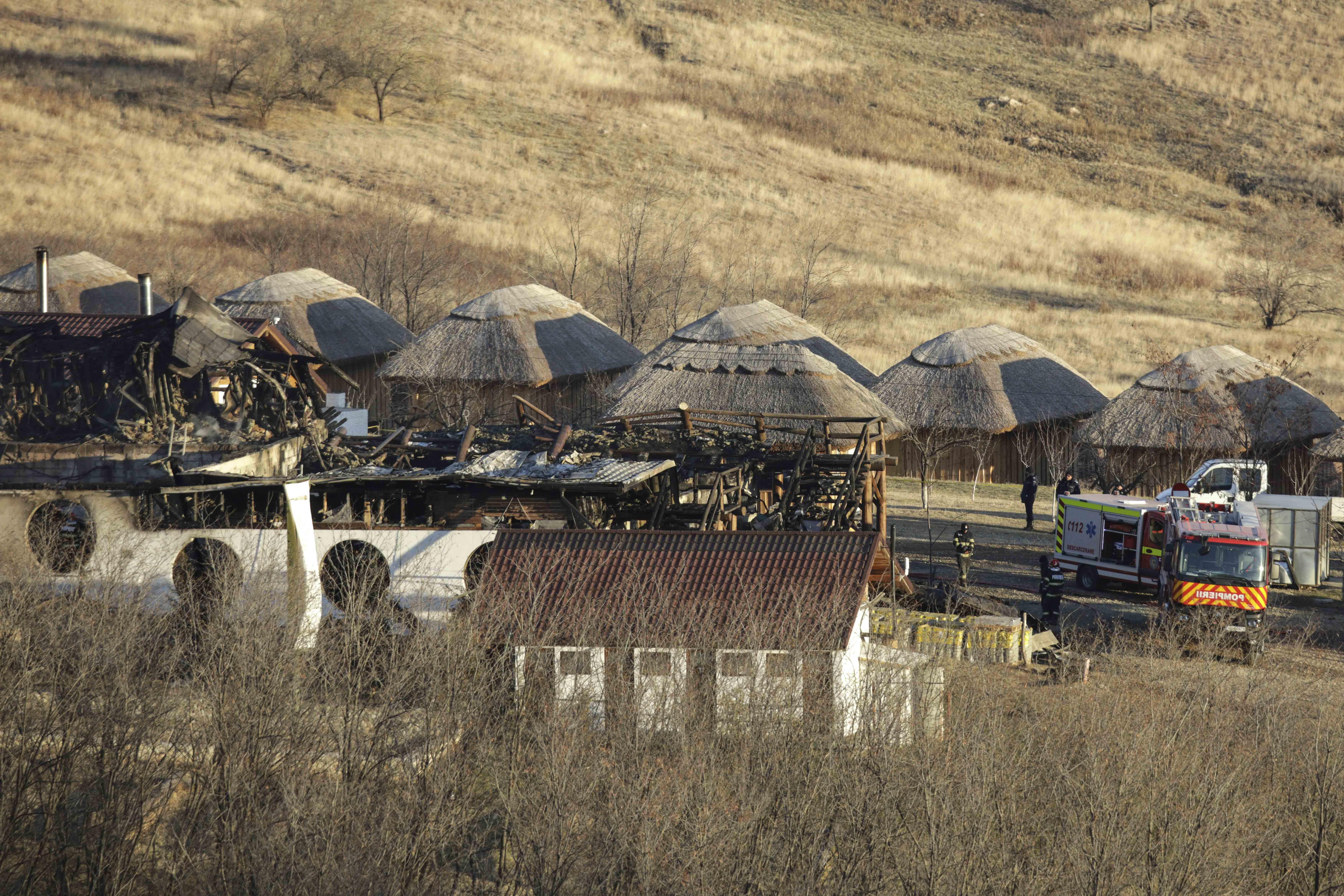 Incendiu la Ferma Dacilor. Șeful ISU Prahova și-a dat demisia "pentru a nu exista suspiciuni în ceea ce privește ancheta"