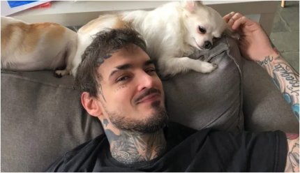 Youtuber celebru, găsit mort de iubită în casa din Brazilia. Era cercetat de abuz asupra copiilor și și-ar fi pus capăt zilelor