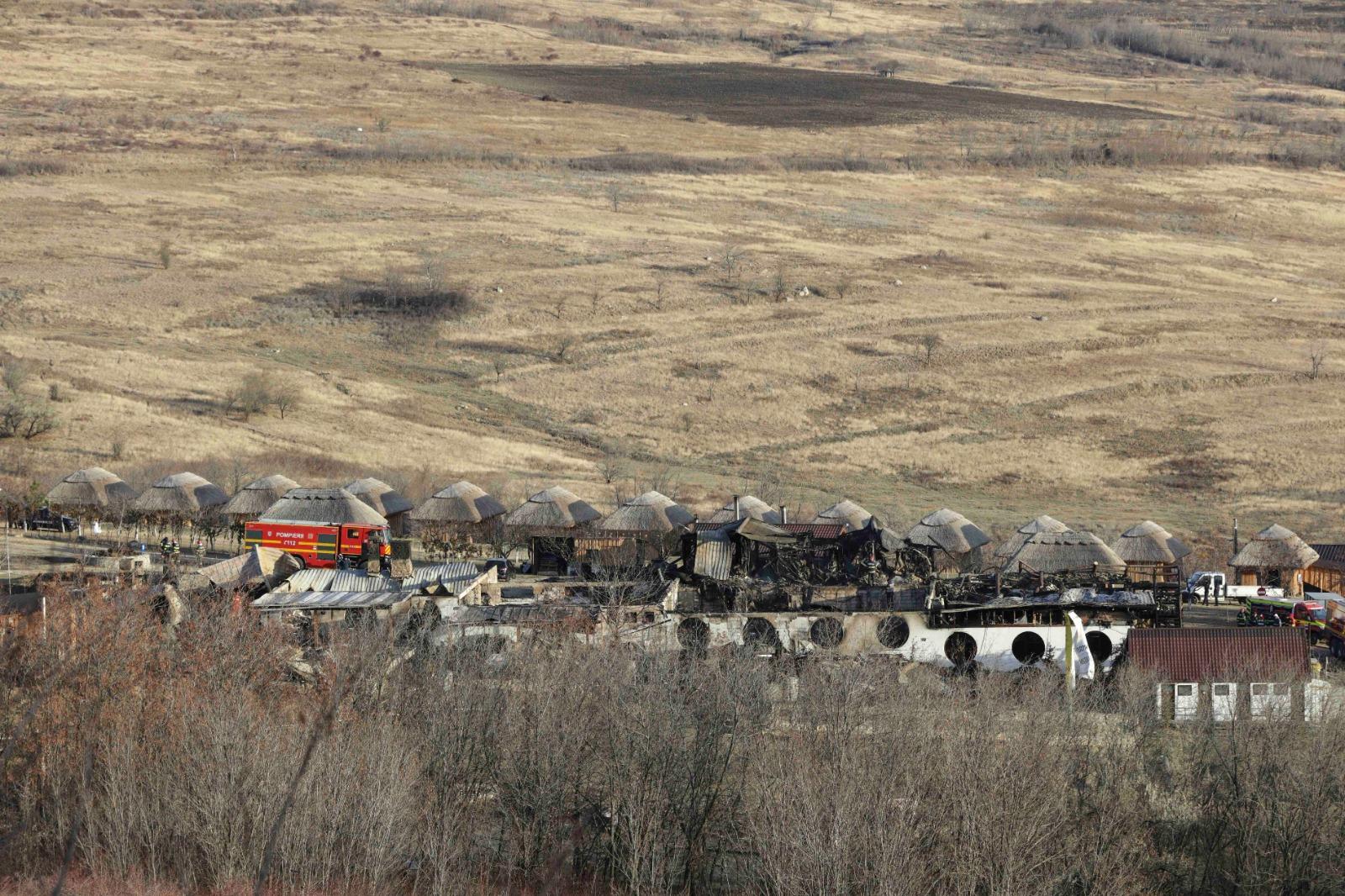 Incendiu la Ferma Dacilor. Fragmente de os, trimise la analiză după finalizarea cercetării. Ar putea fi de la la optulea cadavru