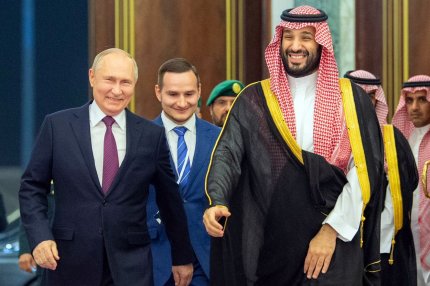 Salutul dintre Putin şi prinţul saudit Mohammed bin Salman, considerat cel mai influent lider arab: "Data viitoare ne întâlnim la Moscova"